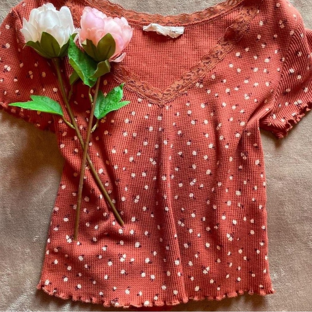 Pink Rose Terracotta Floral Lace Tee